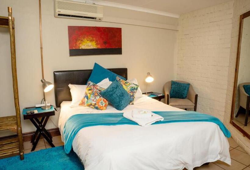 住宿加早餐  Riverbank Lodge