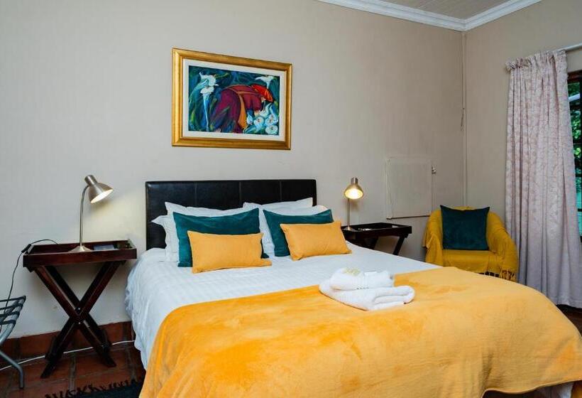 住宿加早餐  Riverbank Lodge