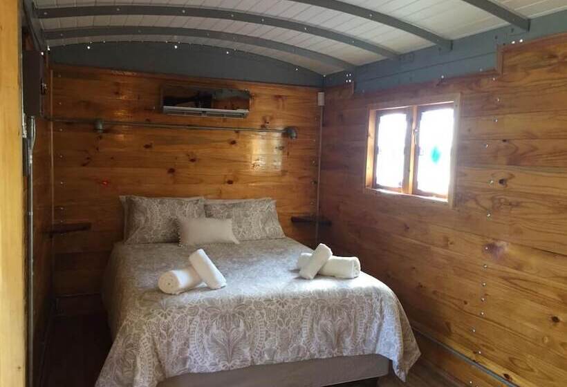 צימר Sunbird Guest House