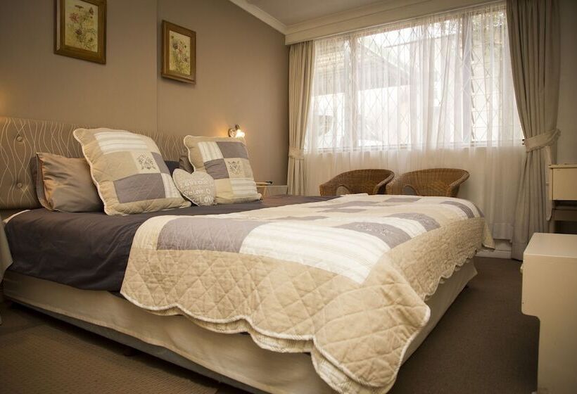 צימר Sunbird Guest House