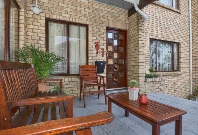 Bed and Breakfast Villa Majestic For Exclusive Accommodation