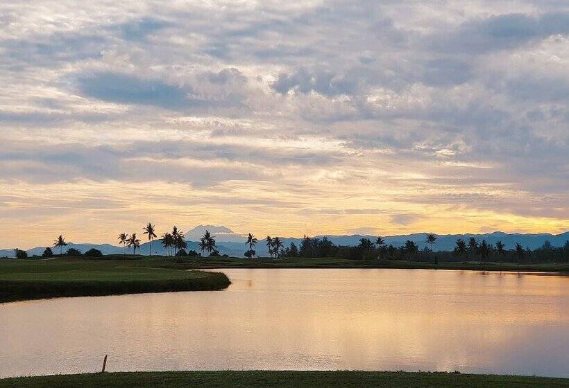 Artitaya Borneo Golf Resort