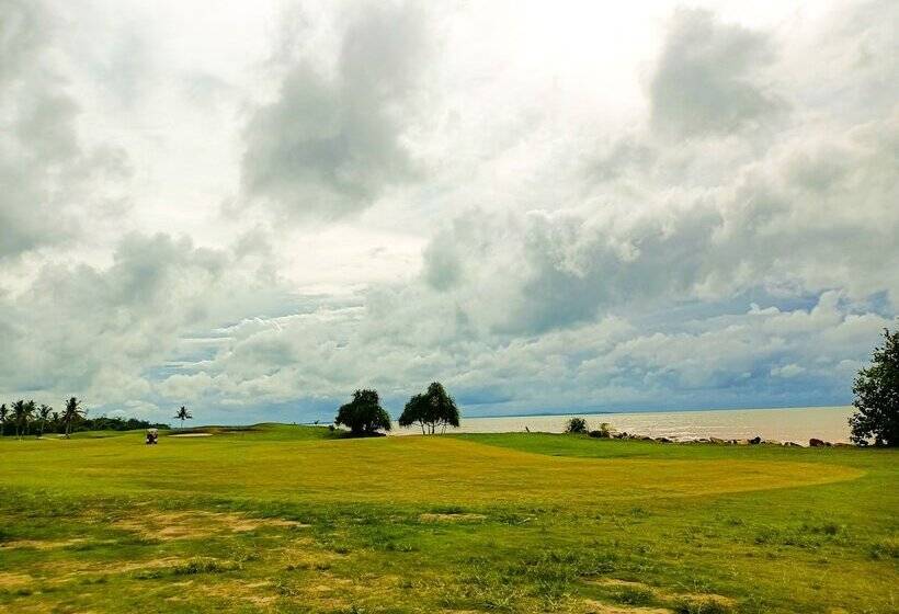 Artitaya Borneo Golf Resort