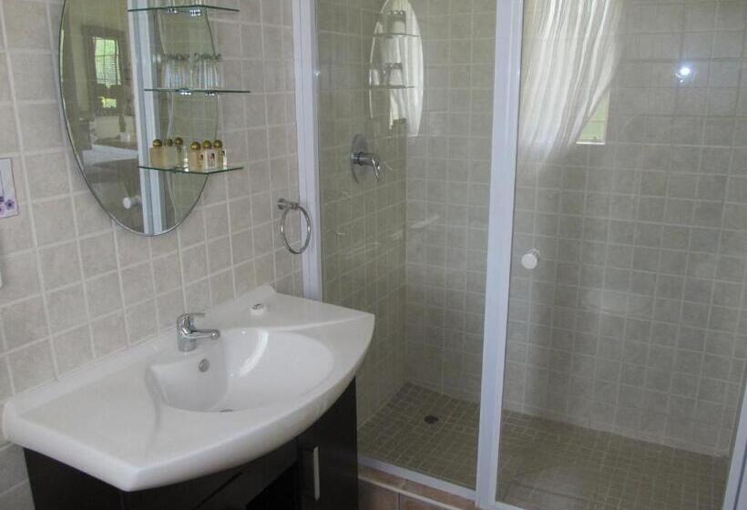 Boubou Bed And Breakfast