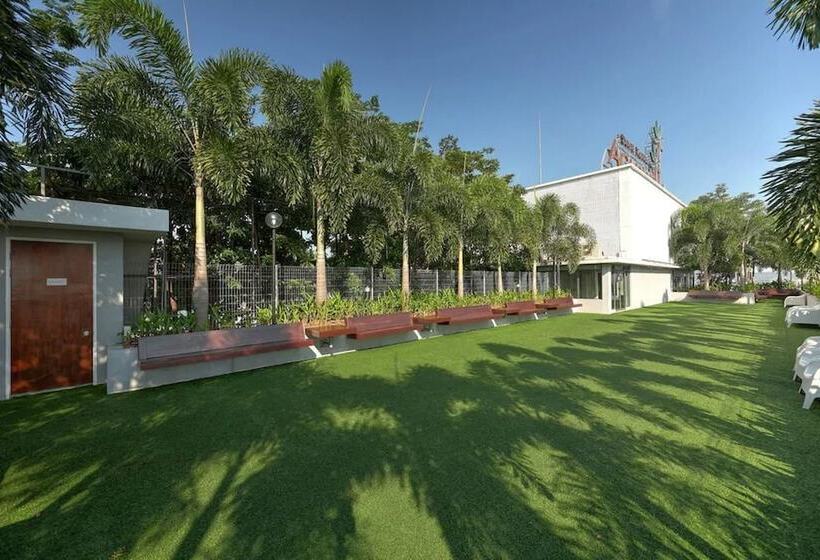 בית מלון כפרי Acappella Suite