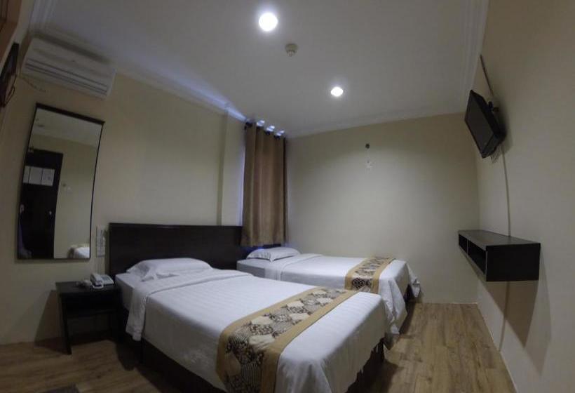 בית מלון כפרי Kinabalu