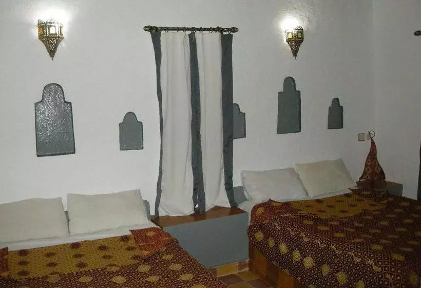 هتل Les Portes Du Desert
