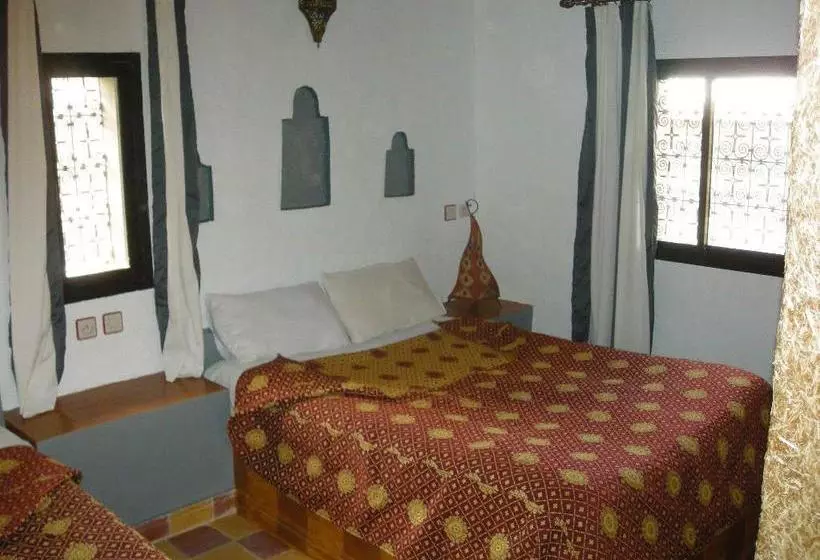 هتل Les Portes Du Desert