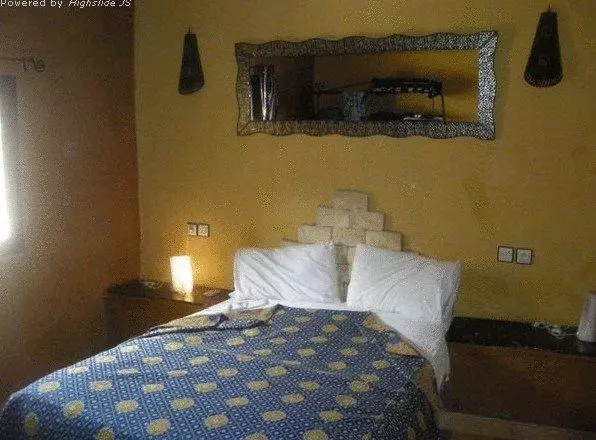 هتل Les Portes Du Desert