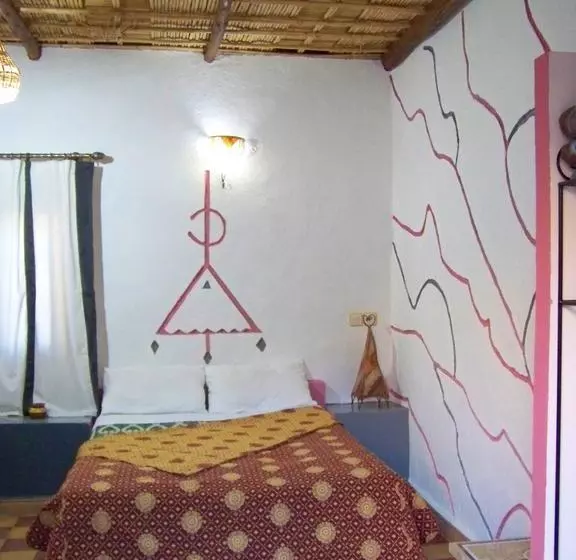 هتل Les Portes Du Desert
