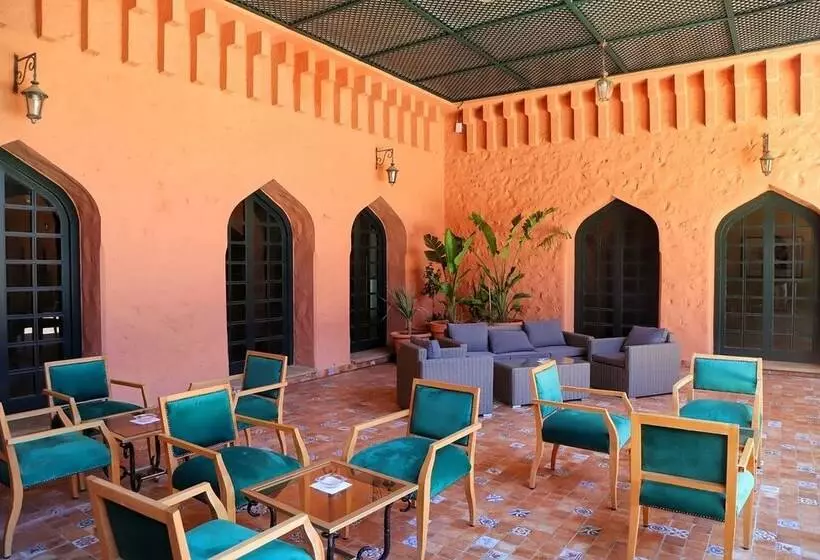 هتل Parador