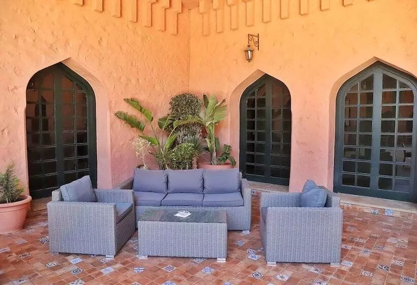 هتل Parador