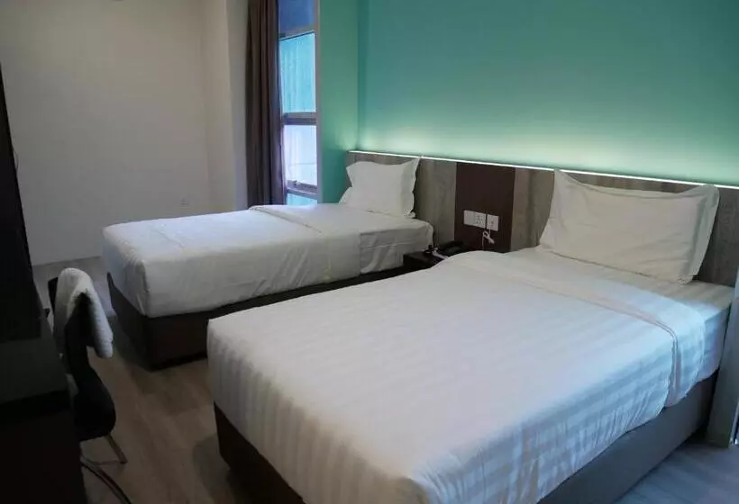 ホテル Pantai Regal City
