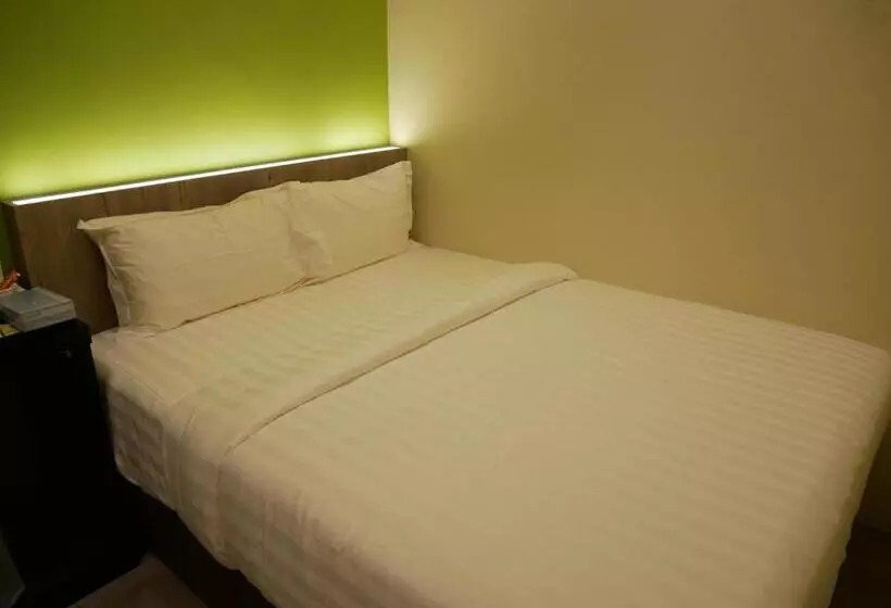 ホテル Pantai Regal City