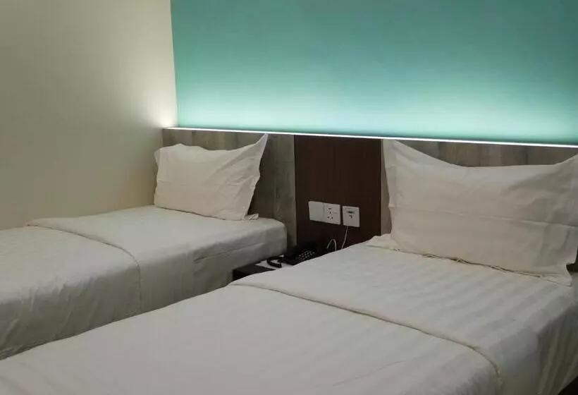 ホテル Pantai Regal City