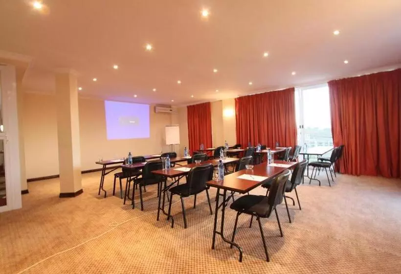 Hotelli Regal Inn Ballito