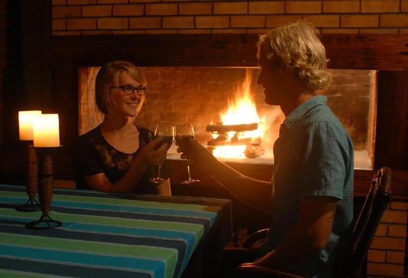 Hotelli Shaloha Guesthouse On Supertubes