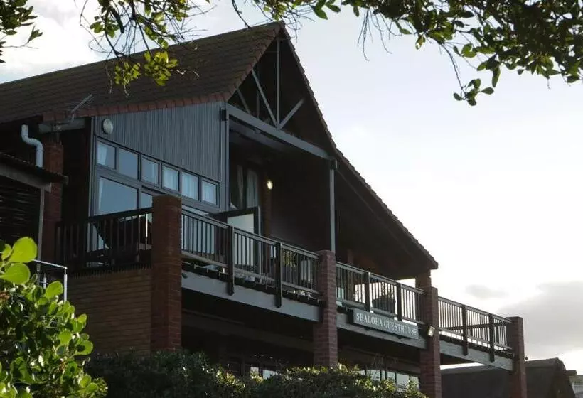 Hotelli Shaloha Guesthouse On Supertubes