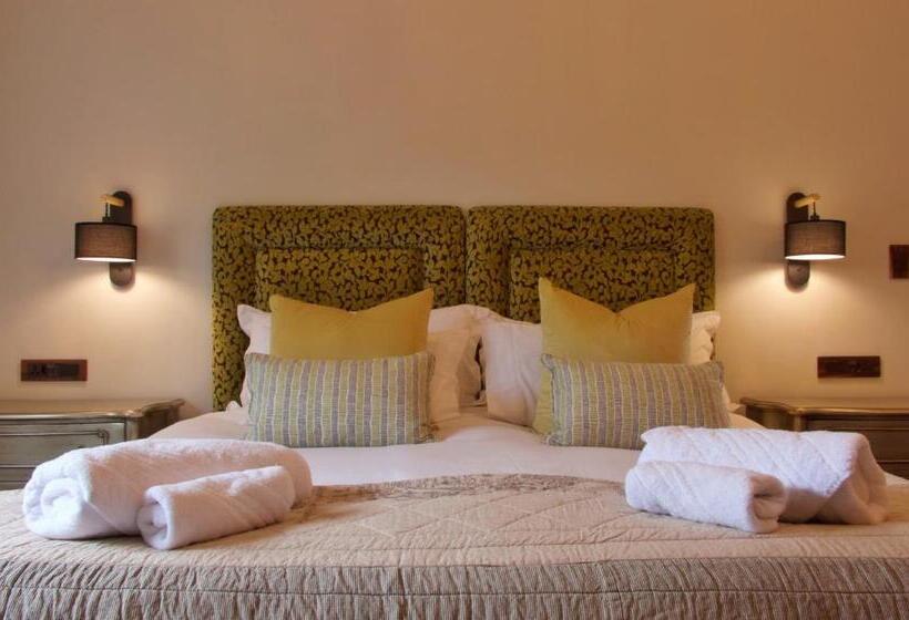 Hotelli Shaloha Guesthouse On Supertubes