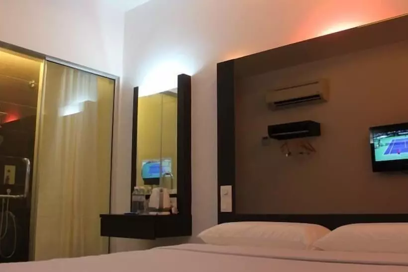 Motel Dream