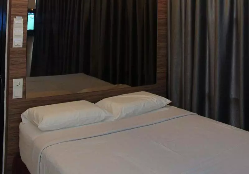 Motel Dream