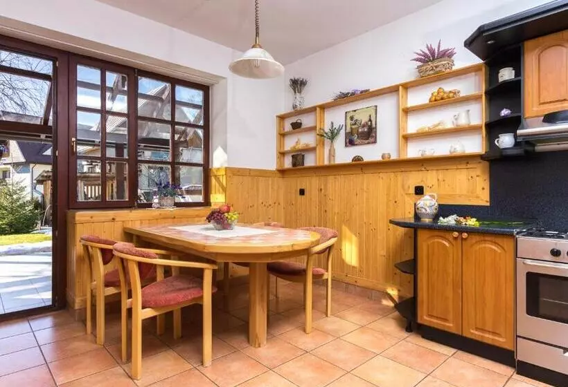 Residenssi Villa Tatry Stola