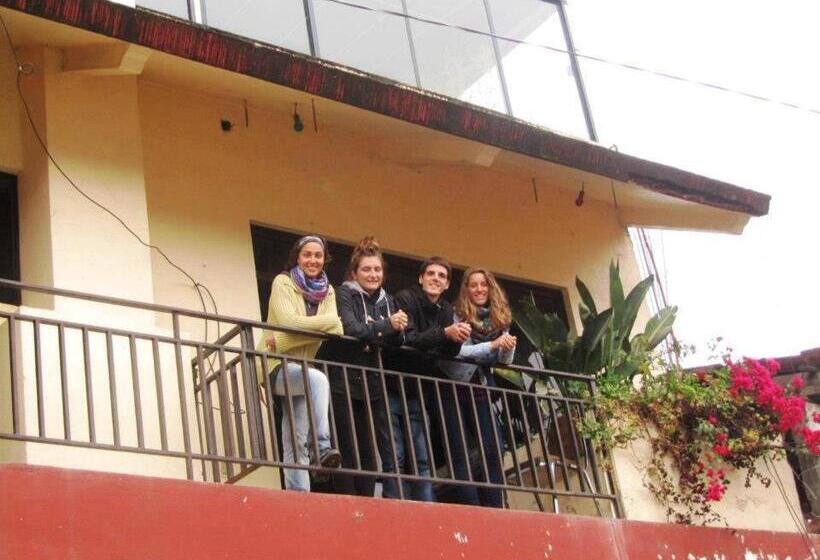 هاستل Hostal El Eden