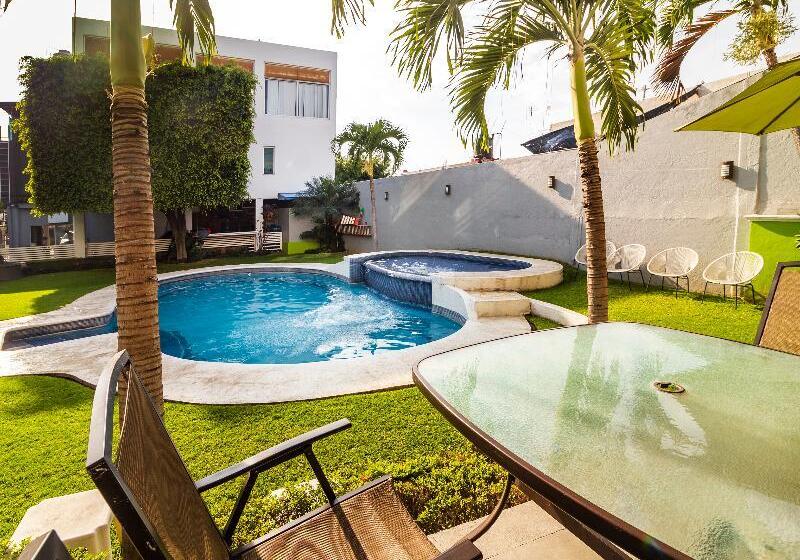 Collection O Hotel Mango,six Flags Hurricane Harbor Oaxtepec