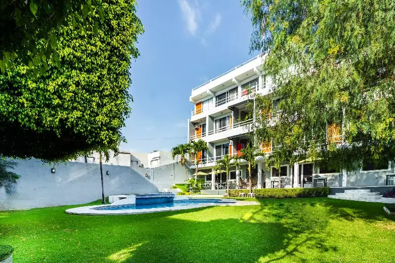 Collection O Hotel Mango,six Flags Hurricane Harbor Oaxtepec
