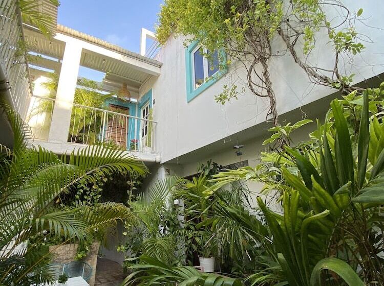 Отель La Piazzetta