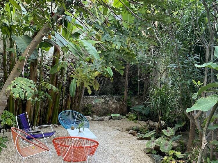 Отель La Piazzetta