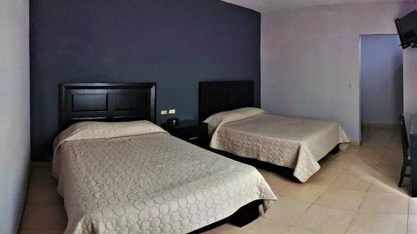 ホテル Laguna Inn