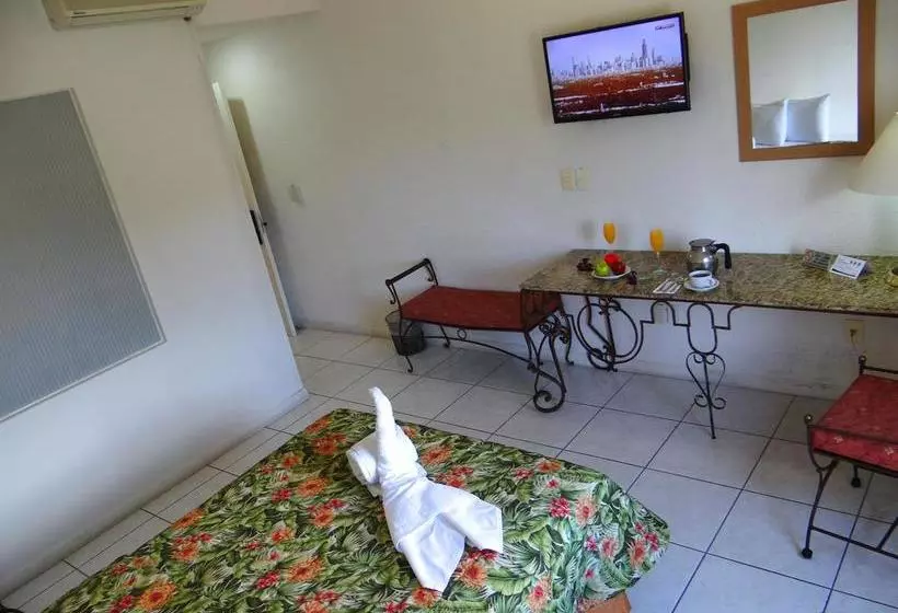 هتل Las Palomas Express