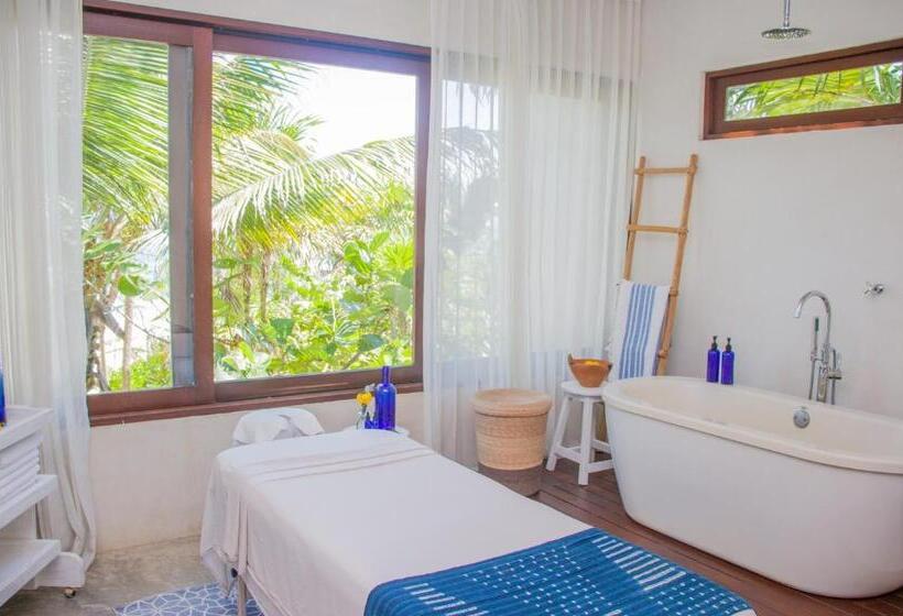 Szálloda Lula Seaside Boutique