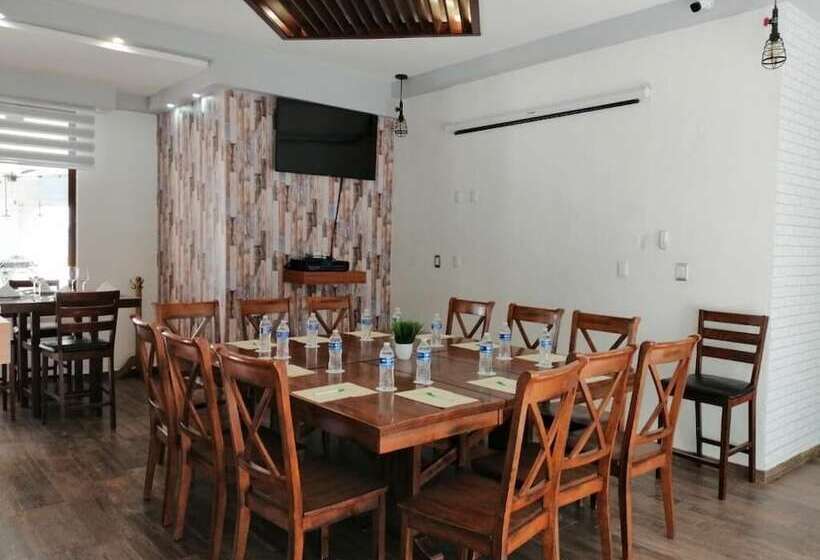 בית מלון כפרי Victoria