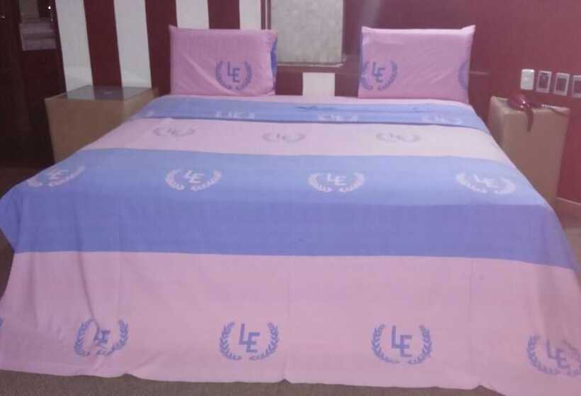 مُتل Autohotel La Escondida