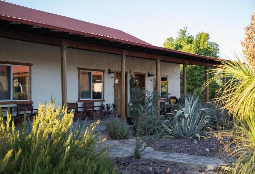 Terra Del Valle Bed & Breakfast