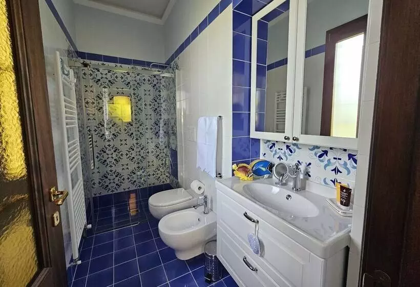 Aamiaismajoitus (B&B) A Casa Del Farmacista