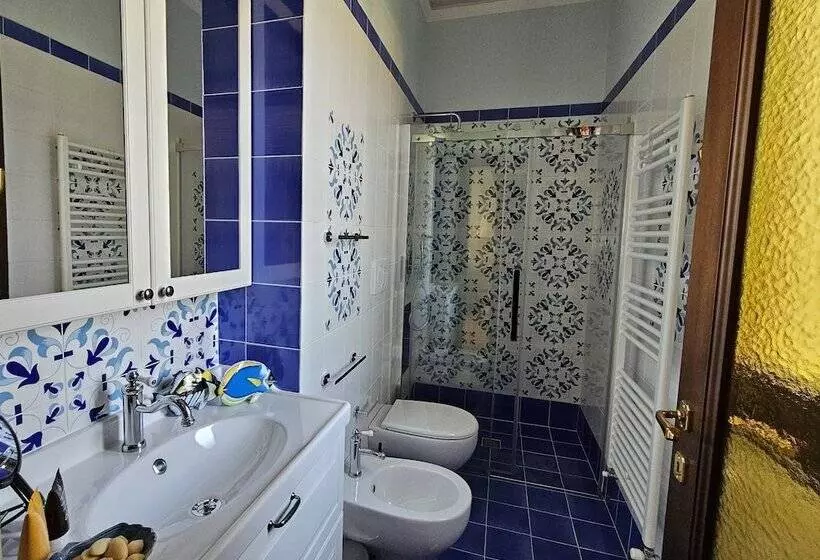 Aamiaismajoitus (B&B) A Casa Del Farmacista