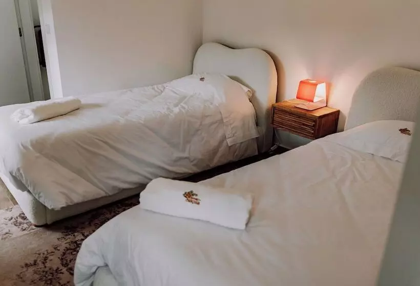 تختخواب و صبحانه Quinta Dos Sinçais