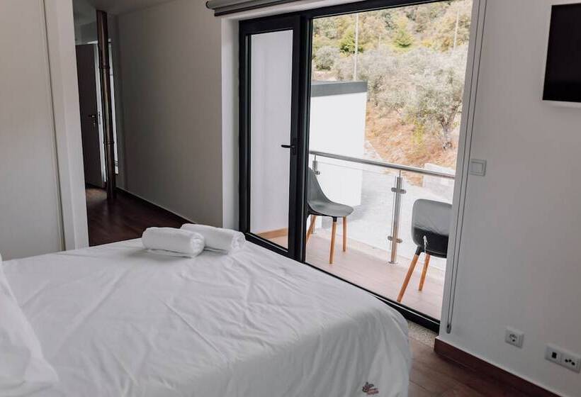 تختخواب و صبحانه Quinta Dos Sinçais