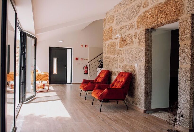 تختخواب و صبحانه Quinta Dos Sinçais