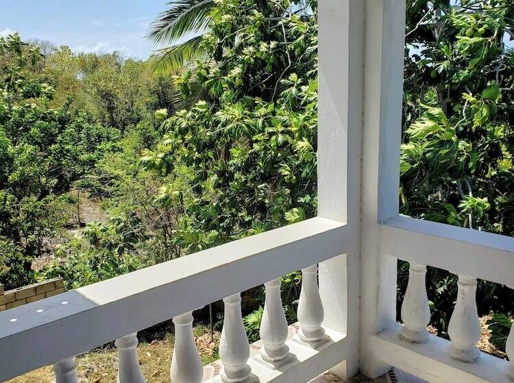 پانسیون Cozy Apartment Greenwood