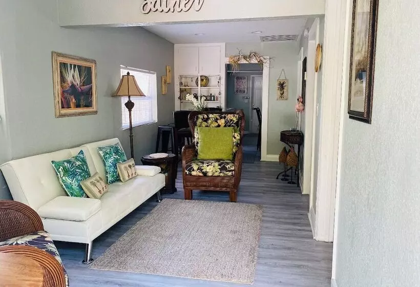 Majatalo Mango Beach Retreat