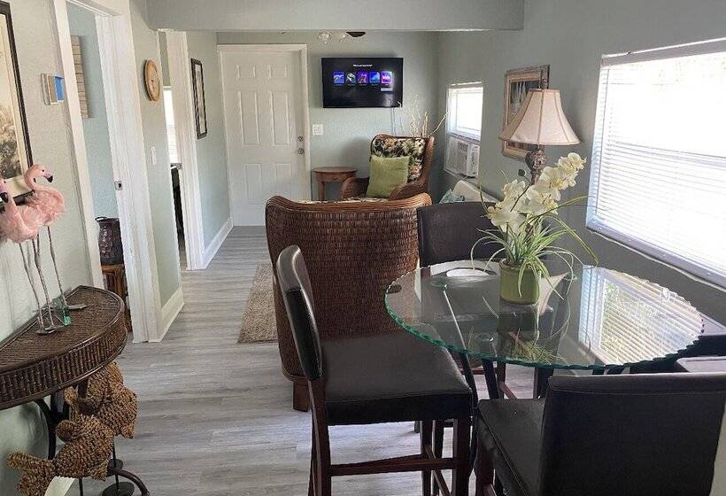 بنسيون Mango Beach Retreat