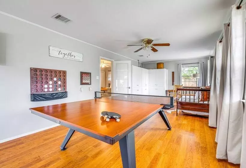 Pet Friendly Round Rock Home Near Dell Diamond!