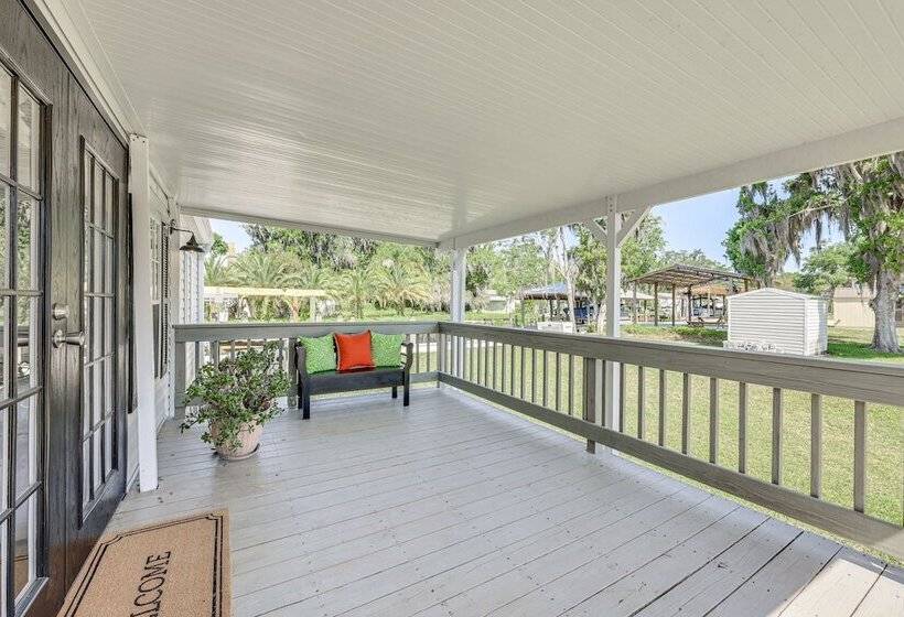 St Augustine Home W/ Dock & Lift On St Johns River