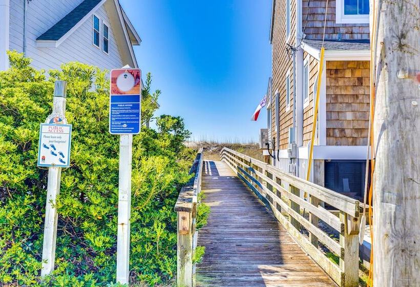 Atlantic Beach Home W/ Deck & Grill: Walk To Beach