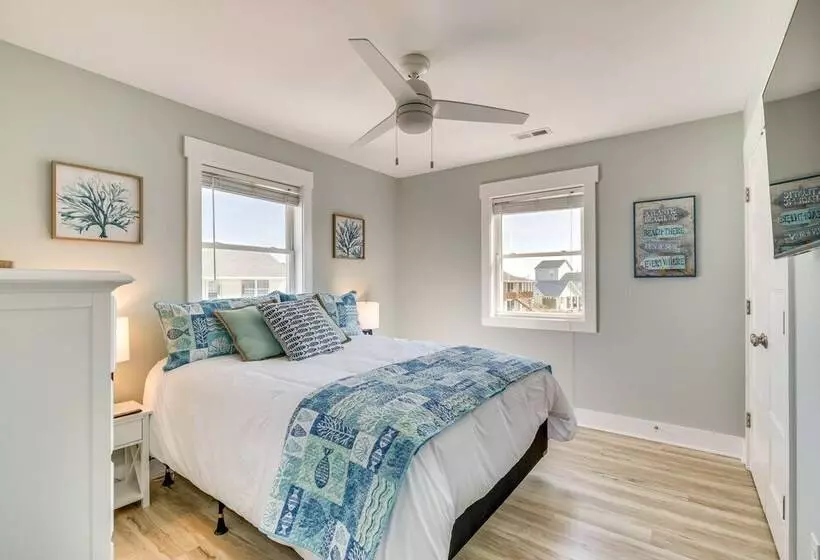 Atlantic Beach Home W/ Deck & Grill: Walk To Beach