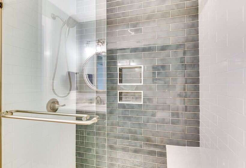 Atlantic Beach Home W/ Deck & Grill: Walk To Beach